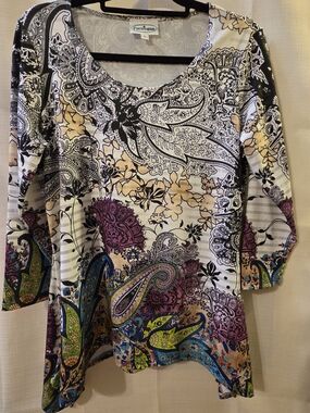 Patchington Women’s Paisley Scoop Neck Printed Top - Multicolor